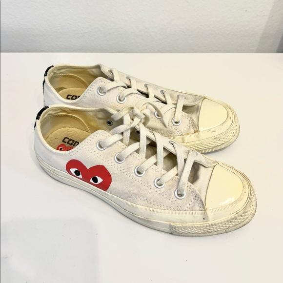 COMME DES GARÇONS PLAY Off-White Converse Chuck 70 Low WOMEN’S 6.5 US - Picture 1 of 3